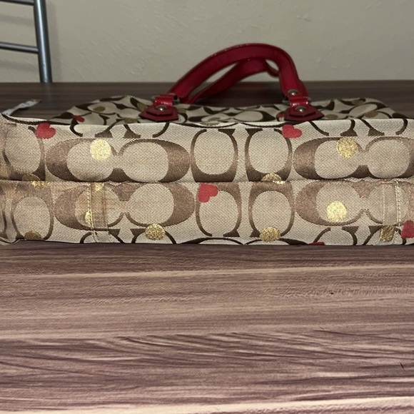 Limited edition, COACH POPPY KHAKI/RED LAURA SECRET ADMIRER LARGE TOTE BAG - Picture 4 of 16